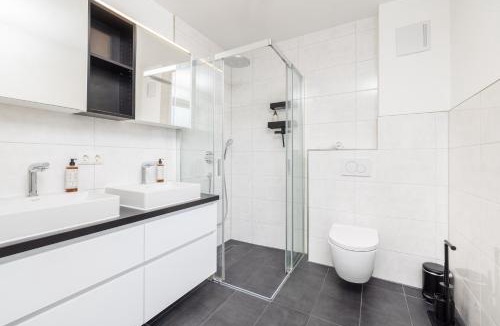 Oberhausen-Sud House | Neu - Frisches & Gemütliches Design mit BBQ, Garten & Arbeitsplatz