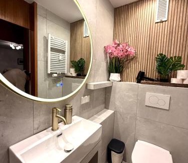 Pforzheim Apartment | NEU Goldstadt Prestige Suite - Modern und Central