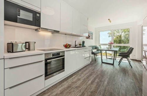 Zirchow Apartment | Neuerbautes Feriendomizil in Ruhiger Lage mit Blick auf das Stettiner Haff für m