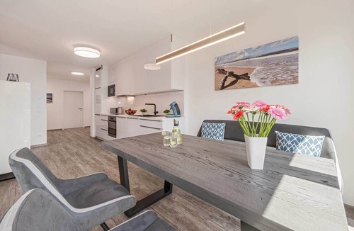 Zirchow Apartment | Neuerbautes Feriendomizil in Ruhiger Lage mit Blick auf das Stettiner Haff für m