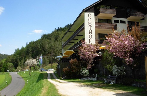 Waischenfeld Cottage | Neues Zimmer 14 - Waldpension Rabeneck