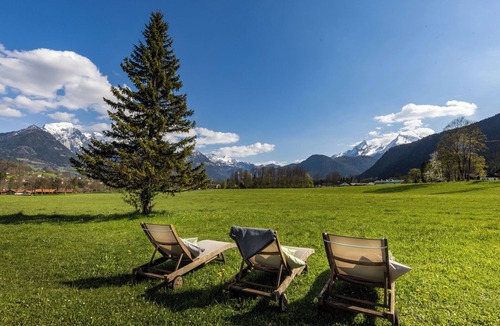 Bischofswiesen Apartment | New 6 Alpendistel for 1-6 persons, approx. 56 m²