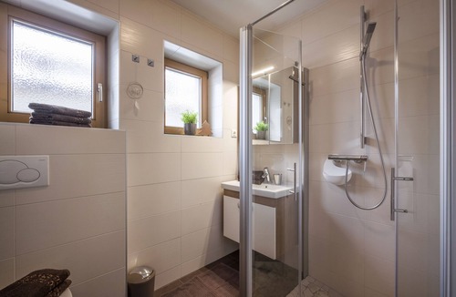 Aschau Im Zillertal Apartment | New apartment for 4-9 people, close to ski areas, ideal starting point for hikes