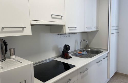 Perchel Sur Apartment | New Apartment in Pedestrian Zone, Central Málaga – Comfortable, Quiet, Fully Equipped, Near Beach & Museums