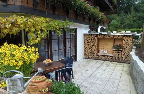 Obermaiselstein Apartment | NEW: Apartment with large south-facing terrace in the outskirts! WLAN free!