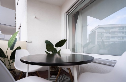 Steppach Apartment | NEW Augsburg Universitätsklinikum 4 Guests