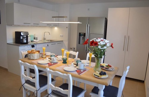 Regenhutte Apartment | New loft with terrace and pool