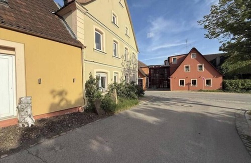 Burghaslach Apartment | New, stylishly decorated apartment with 7 private bathrooms