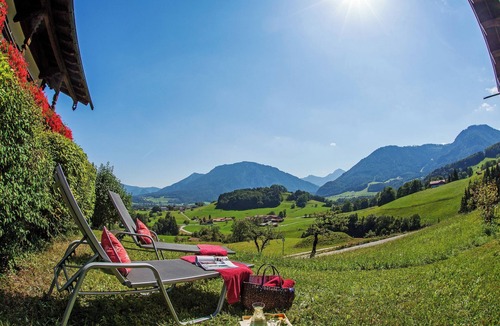 Ruhpolding Apartment | NEW - Westernberg 60sqm, balcony, kitchenette, 2 bedrooms, living room, 4 pers., WLAN