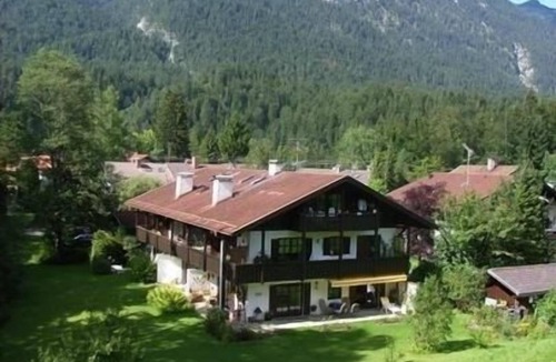 Grainau Apartment | Newly furnished fully equipped apartment