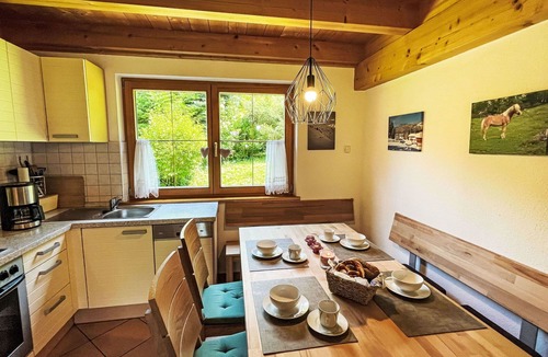 Aschau im Chiemgau House | Nice apartment in villa for 6 guests with TV and terrace