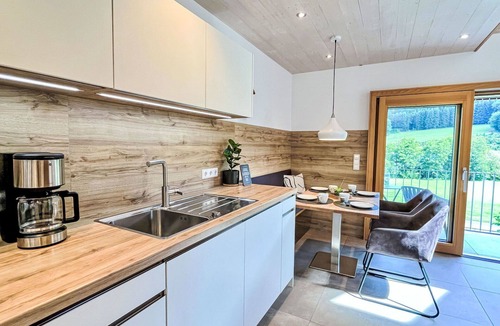 Hofstetten Apartment | Nice apartment for 4 people with WIFI, TV and terrace