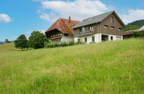 Hofstetten Apartment | Nice apartment for 4 people with WIFI, TV and terrace