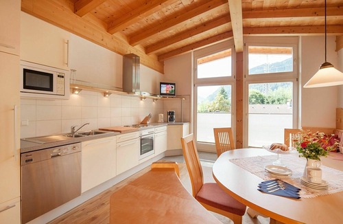 Distelberg Apartment | Nice apartment for 8 people with WIFI, TV and balcony