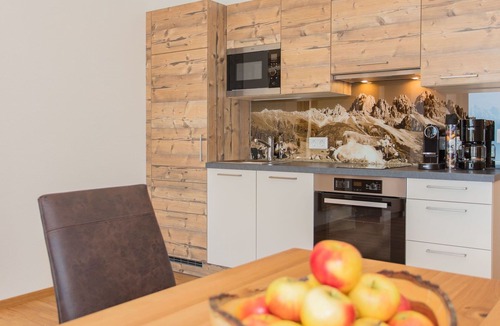 Schuttdorf Apartment | Nice apartment for 4 people with WIFI, TV, balcony and panoramic view