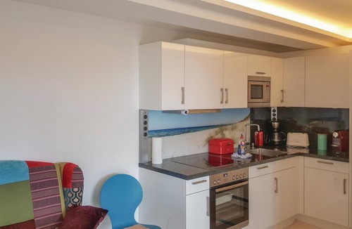 Prora Apartment | Nice apartment in Binz with outdoor swimming pool