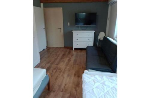 Himmelkron Apartment | Nice apartment in Himmelkron