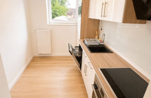 Hamm Apartment | Nice Flats Premium 4-Room, 6-Bed Apartment, 3 Bedrooms, Smart TV, Kitchen
