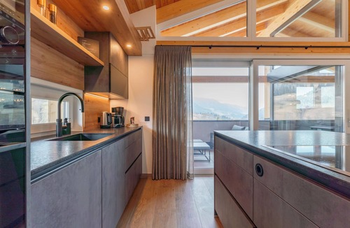 Sankt Lambrecht House | Nice ski in-ski out chalet with a sauna, hottub