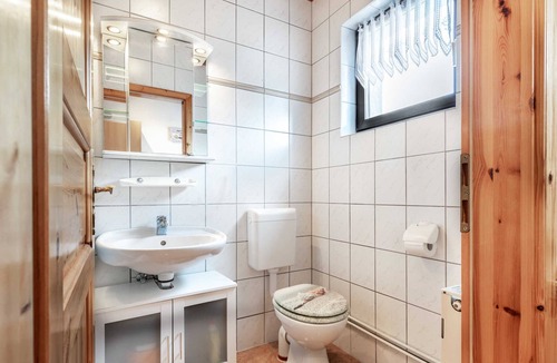 Steffenshagen Apartment | No. 1 - 3 room apartment with terrace and garden - Ostsee Bauernhof Schwalbennest OFC 15