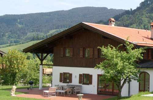 Schliersee House | Noble country villa with indoor pool at Schliersee - DTV 5 stars