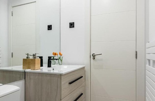 Pacifico Apartment | Nova City Apartment - Next to Atocha Station