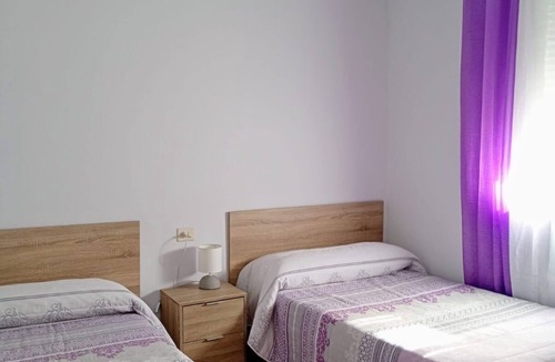 Redondela House | O Regato