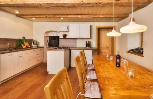 Loitzendorf House | Oberprill Modern retreat