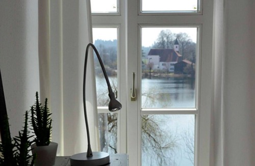 Seeon-Seebruck Apartment | OG, Haus am Weinberg, 83370 Seeon in Oberbayern