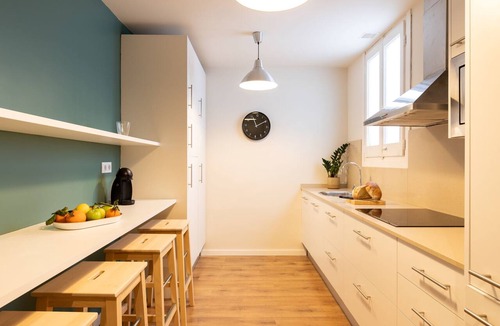 Sant Gervasi Apartment | Ola Living Aribau 4H 2B