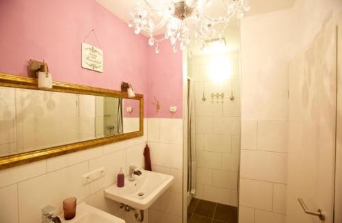 Fussen Old Town Hostel | Old Kings Design Hostel