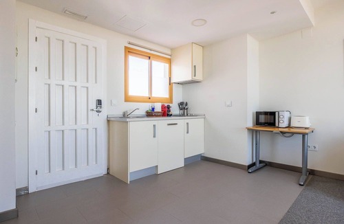 Carmona House | One of 3 identical for 4 can be let together to sleep 12 opposite the Parador de Carmona - Casa Xanadu