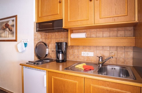 Groissenbach Apartment | One-room apartment (2) with Unterberg view 40sqm, shower/WC, dining area, kitchenette, box-spring bed, balcony