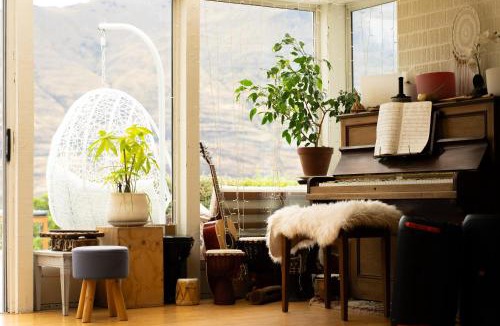 Sunshine Bay Cabin | Ora Retreat