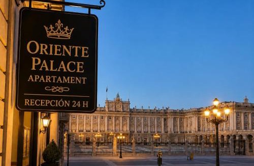 Palacio Apartment | Oriente Palace Apartments
