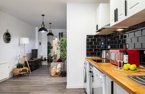 Pradolongo Apartment | Original and charming apartment near the Pradolongo park- Madrid M (GOA3)
