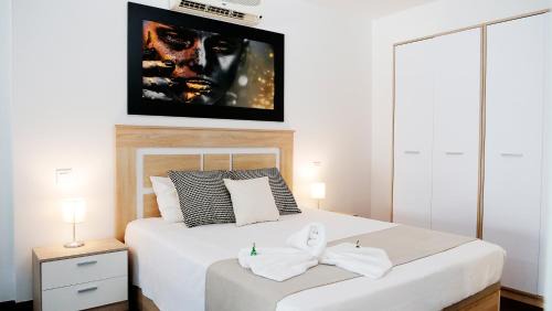 Hortaleza Apartment | Oshun Madrid Norte Seasonal Living Lofts