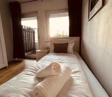 Ibbenbueren Apartment | Osnabrücker Strasse Wooon 16 I 2 Bäder I große Küche I WLAN I Parken