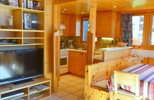 St. Luc Apartment | Outside : 2-storey attic flat for 8 persons, balcony with garden furniture -Inside : 90 sqm, entranc