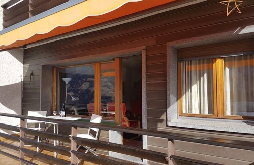 St. Luc Apartment | Outside : flat for 5-6 people on the ground floor, balcony -Inside : 60 sqm, large living with a sep