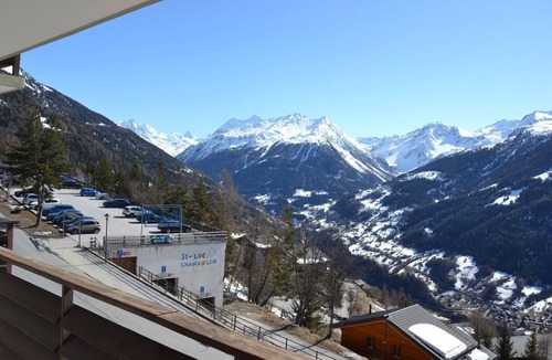 St. Luc Apartment | Outside : on the 3rd floor of a five-storey apartment house, lift, south balcony with beautiful view