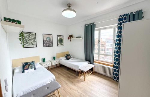 La Almozara Apartment | Palacio del Pilar - Turistea
