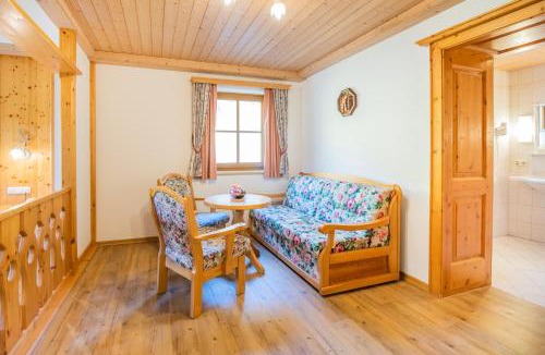 Holzgau Hotel | Panorama-Hotel Winklerhof