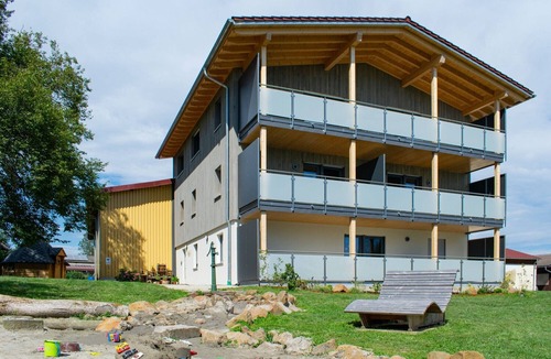 Donaueschingen Apartment | Panorama Suite Apartment with Balcony, Grill Hut and Infrared Cabin