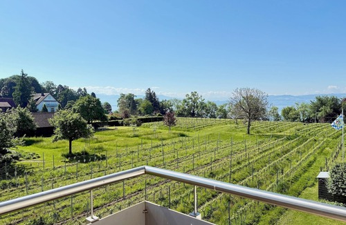 Nonnenhorn Apartment | Panoramic view vacation apartment - a cozy retreat with a view