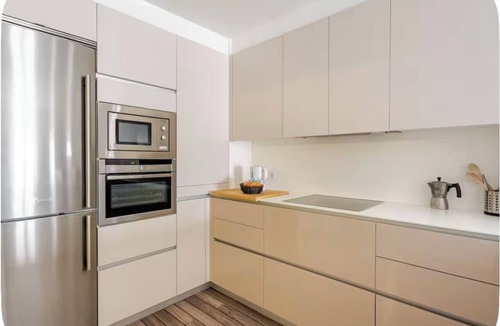 Primer Ensanche Apartment | Patio de Gigantes Tourist Apartment