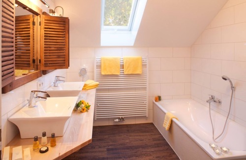 Ebratshofen Apartment | Peaceful luxury holiday home in a great environment!