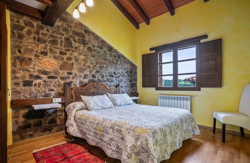 Carreno House | Pedregal Farmhouse with Shared Terrace, Private Garden, and Wi-Fi