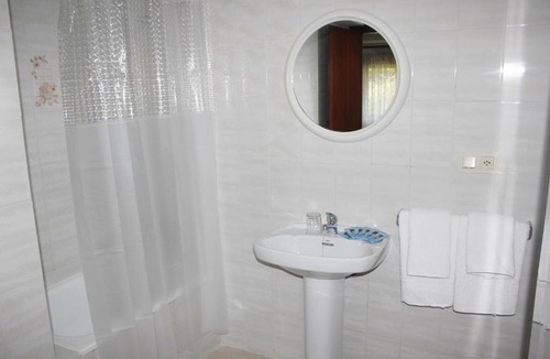 Algarrobo Hotel | Pensión Algarrobeña