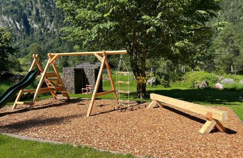 Kaprun Hotel | Pension Baranekhof - Accommodation in Nature with Mountain Views - Baranek Resorts